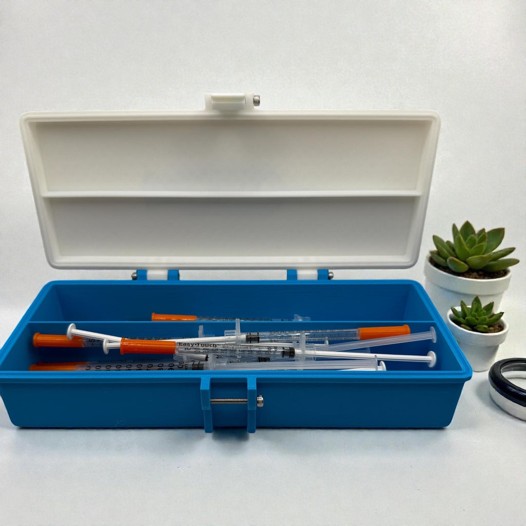 Syringe Holder Storage Case – Holds  15 or More New or Preloaded Syringes