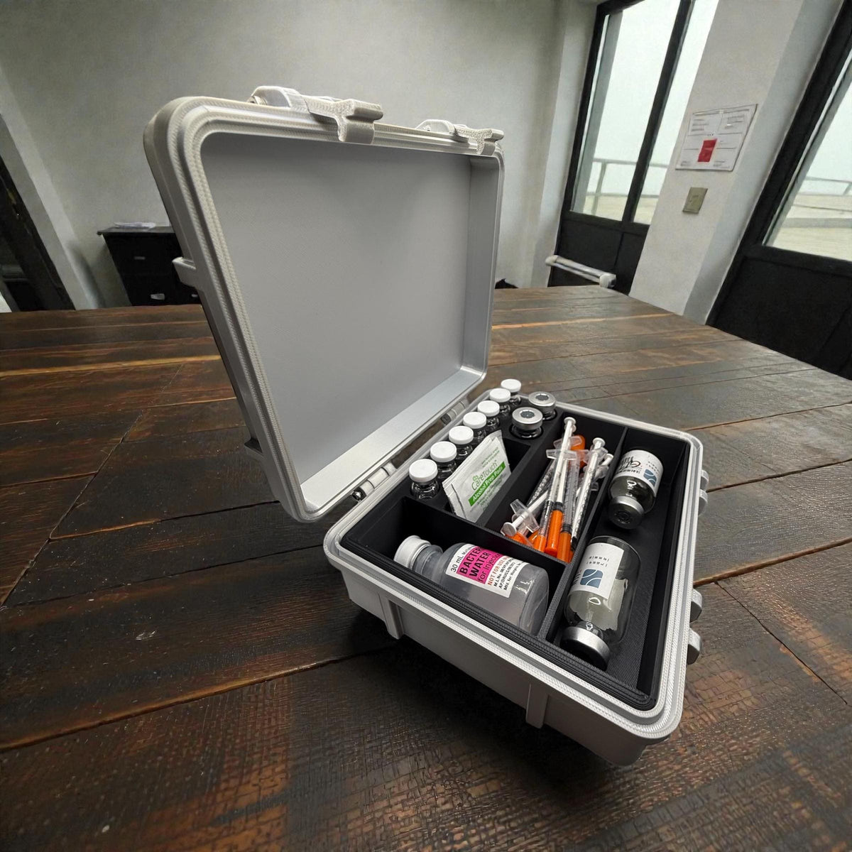 Peptide vial case storage, syringe holder and  vials organizer for 3ml, 5ml and 10ml vials like glp1 glow tesamorelin
