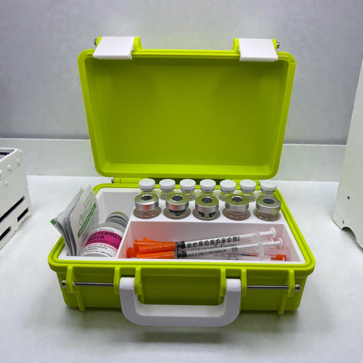 Peptide vial case storage, syringe holder and  vials organizer for 3ml, 5ml or  10ml vials like glp1 glow tesamorelin