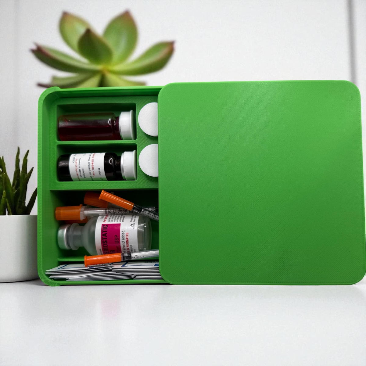 Peptides travel case, vials organizer for 3ml, 5ml and 10ml vials like glp1 glow tesamorelin reta lemon bottle or lipoc