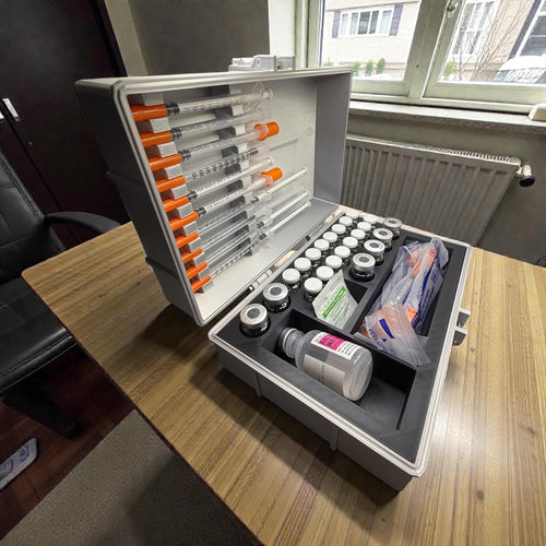 Large capacity insulin & peptide storage case – multi-vial organizer with syringe lid holder